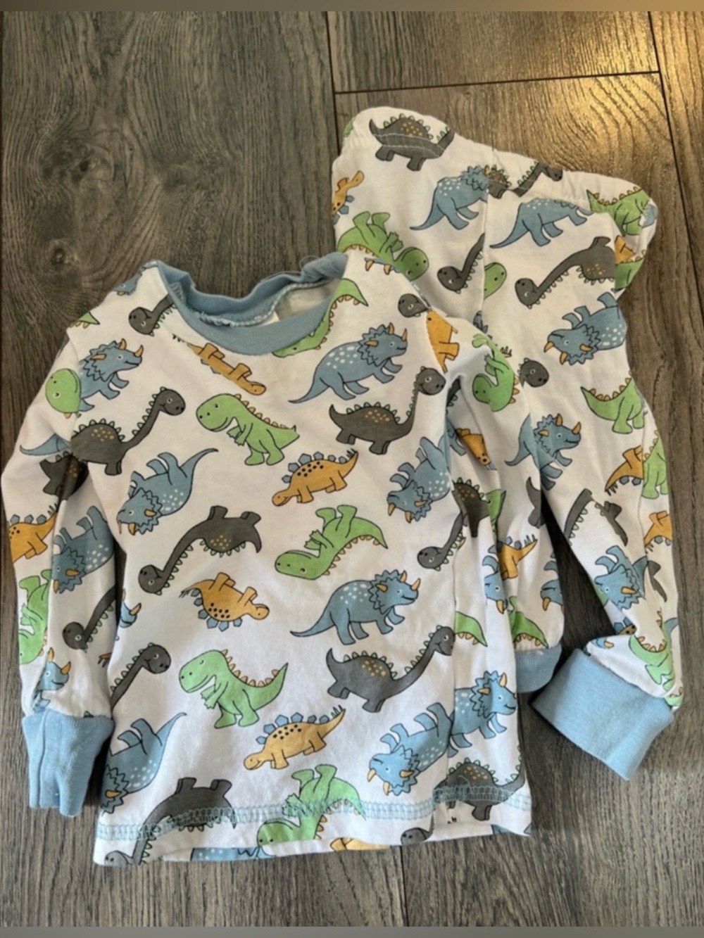 Bundle of 15 boy clothes - Picture 2 of 16